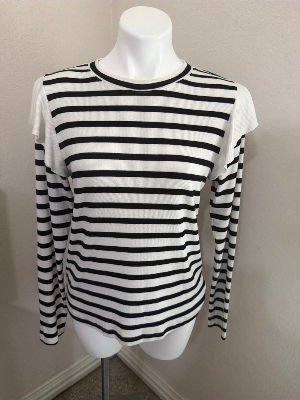 Striped Long-Sleeve Crewneck Top in Black and White with Ruffle Sleeve Detail